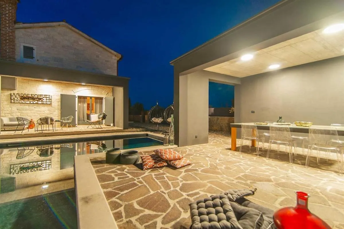 Villa Ventura Royal By Kompas Villas